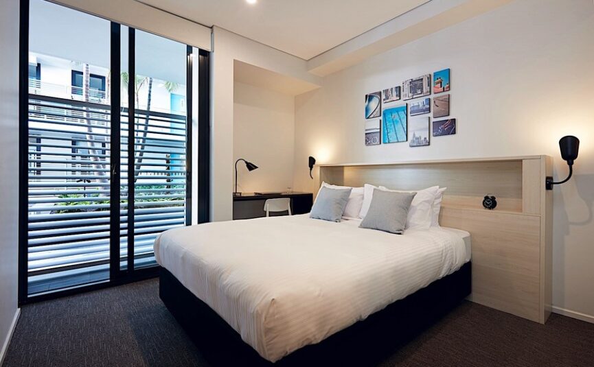 Veriu Camperdown Serviced Apartment